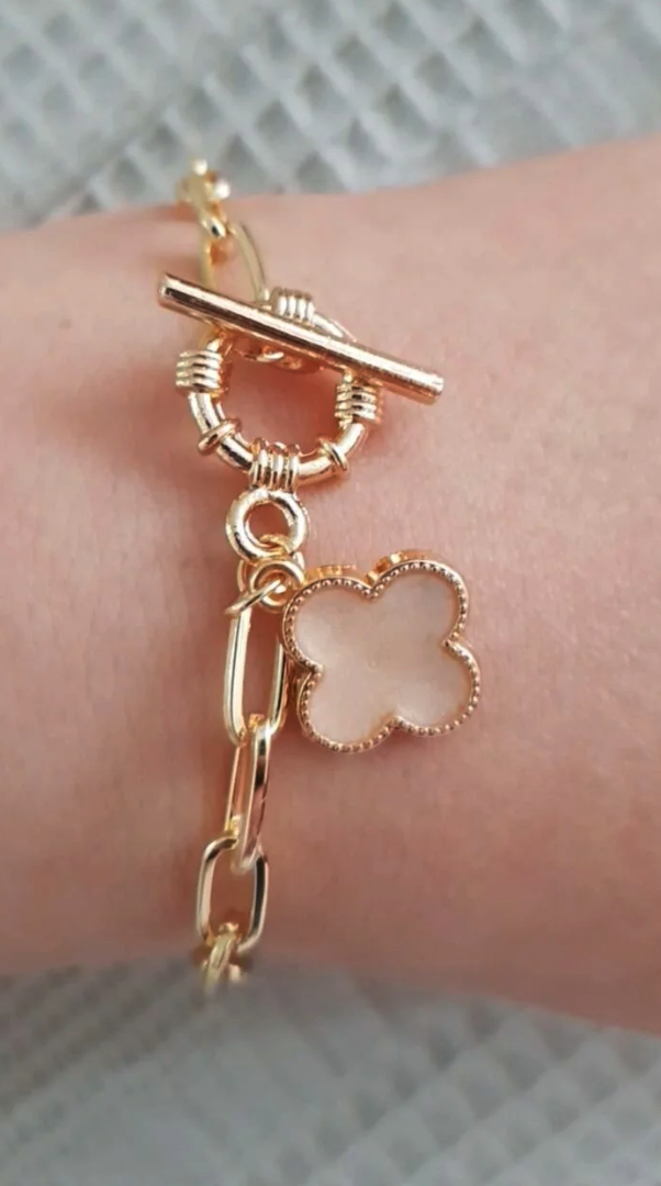 MagicStone Pearlescent Clover Gold Bracelet
